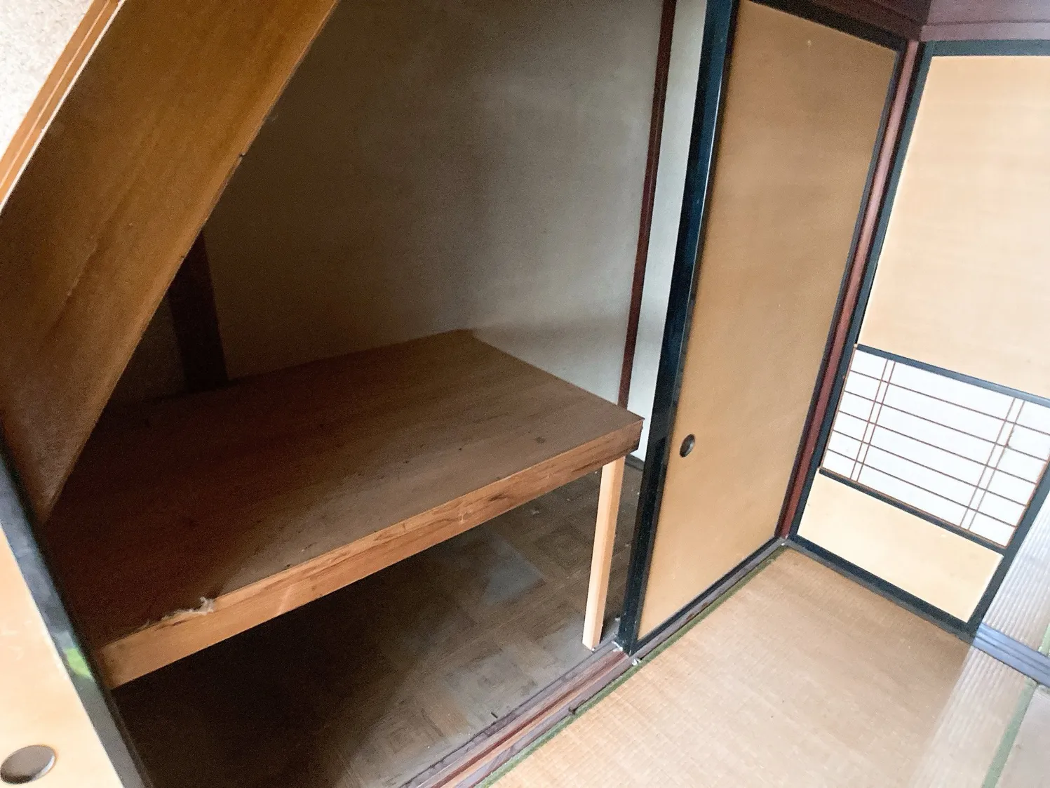 富山県高岡市｜国道8号線近く、土地137.85㎡・木造2階建て住宅を0円で譲渡 写真 6