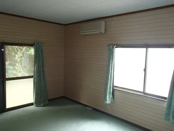 Yanai City Vacant House Bank No. 84 | Quiet Single-Story Home Surrounded by Greenery on a Large Lot photo 5