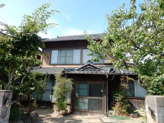 柳井市空き家バンクNO.71｜海辺で釣りを楽しめる古民家8DK・要改修