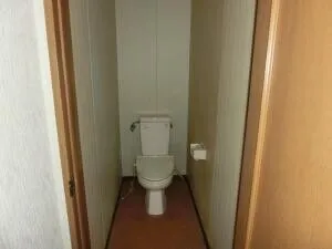 新潟県佐渡市両津夷の店舗付き住宅｜6K・建物236.34㎡ 写真 3
