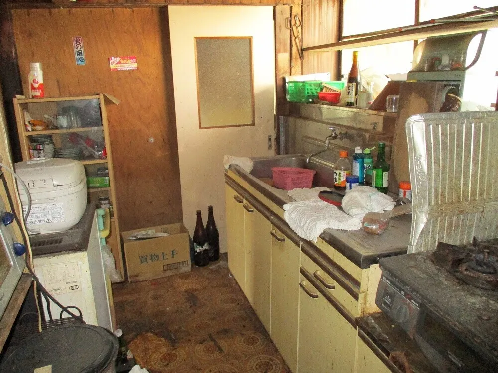 栃木県鹿沼市三幸町の中古一戸建て、5K・約120坪の敷地 写真 8