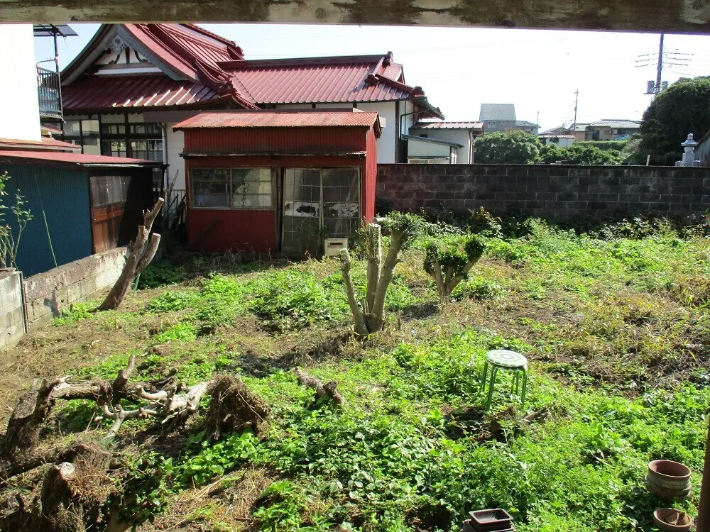 栃木県鹿沼市三幸町の中古一戸建て、5K・約120坪の敷地 写真 4