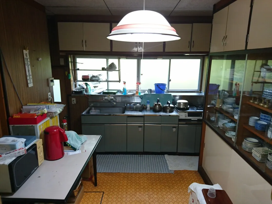 山形県南陽市宮内の平屋建て中古一戸建て｜5K・宅地860.19㎡と畑947㎡ 写真 4