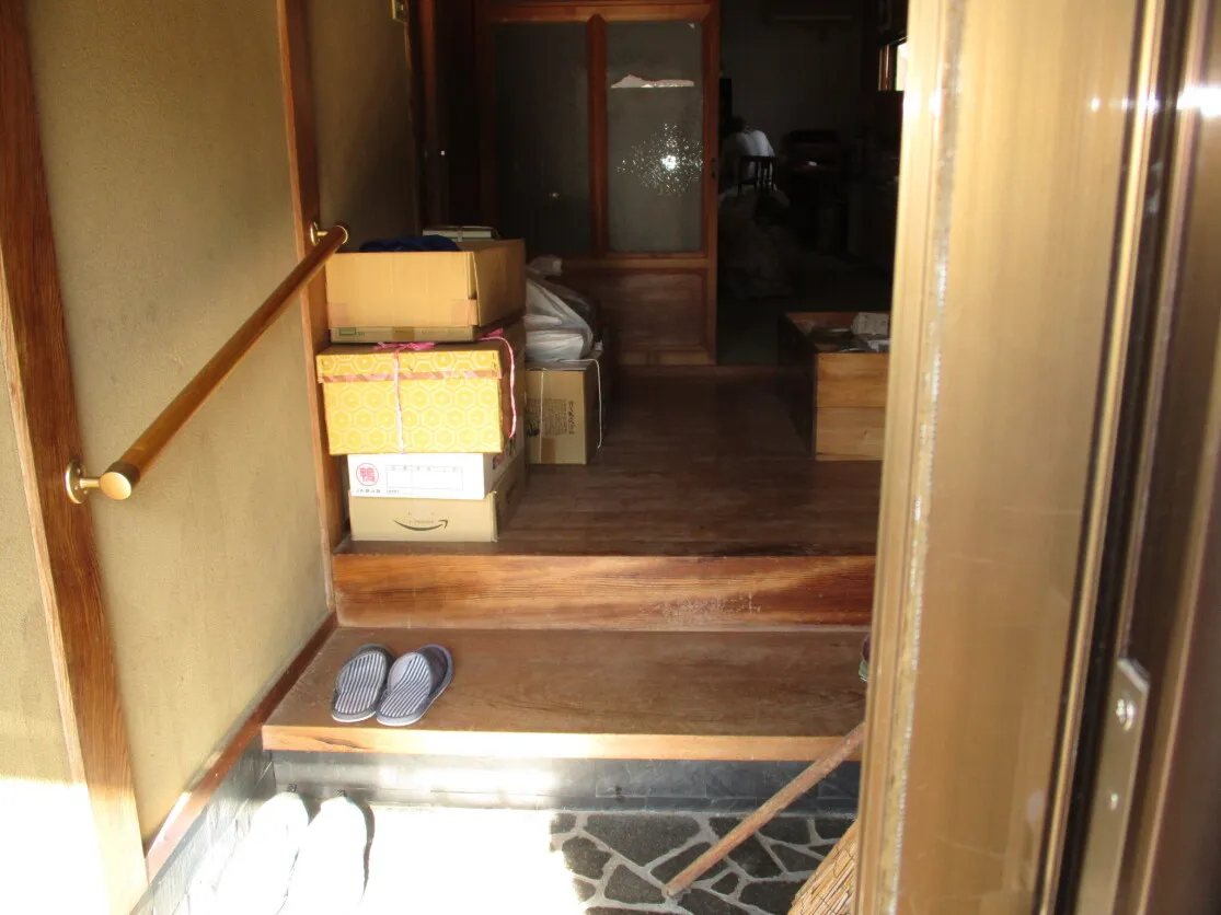 岡山県笠岡市西大島の中古一戸建て｜高台の角地 写真 3