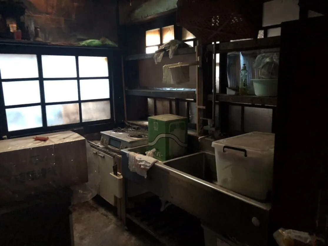 福岡県朝倉市杷木池田の中古戸建て｜元店舗兼住宅・3LDK 写真 2