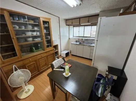 長崎県松浦市今福町仏坂免の中古戸建て｜5DK平屋・駐車場2台 写真 3