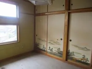 Resale detached house in Hatano, Sado City, Niigata Prefecture, 6LDK with a field on the property photo 5