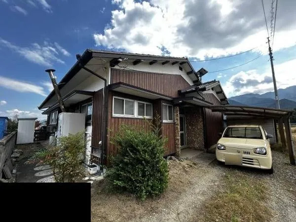 愛媛県新居浜市萩生の中古戸建て｜平屋・土地433.32㎡ 物件写真