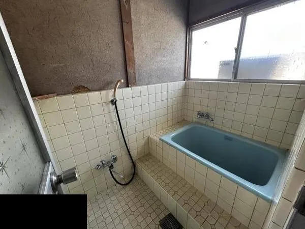 愛媛県新居浜市萩生の中古戸建て｜平屋・土地433.32㎡ 写真 5