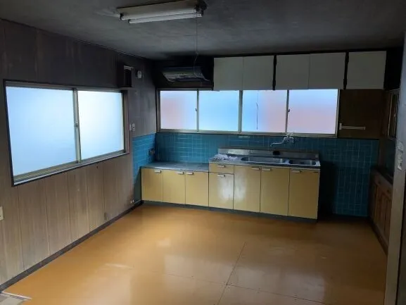 大分県佐伯市弥生大字山梨子の平屋中古一戸建て、5DK・畑付き 写真 9
