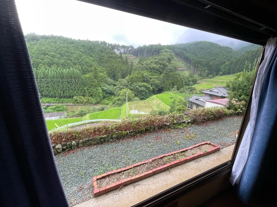 愛媛県西予市野村町白髭の平屋6K、庭付き中古一戸建て 写真 3