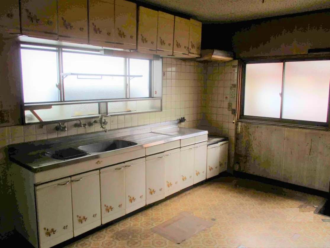 5DK Used Detached House in Toyofuku, Sayo, Sayo District, Hyogo Prefecture, with Land Across the Street for Home Gardening photo 6