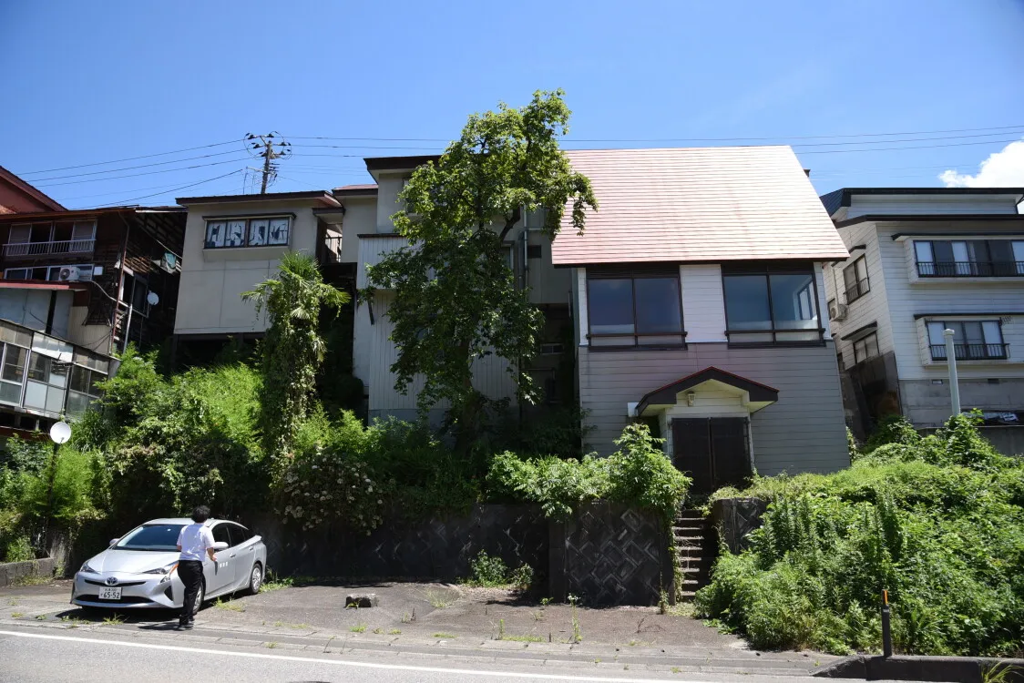 福島県河沼郡柳津町の元旅館物件｜土地249.84㎡・町の中心地で便利な立地 写真 4