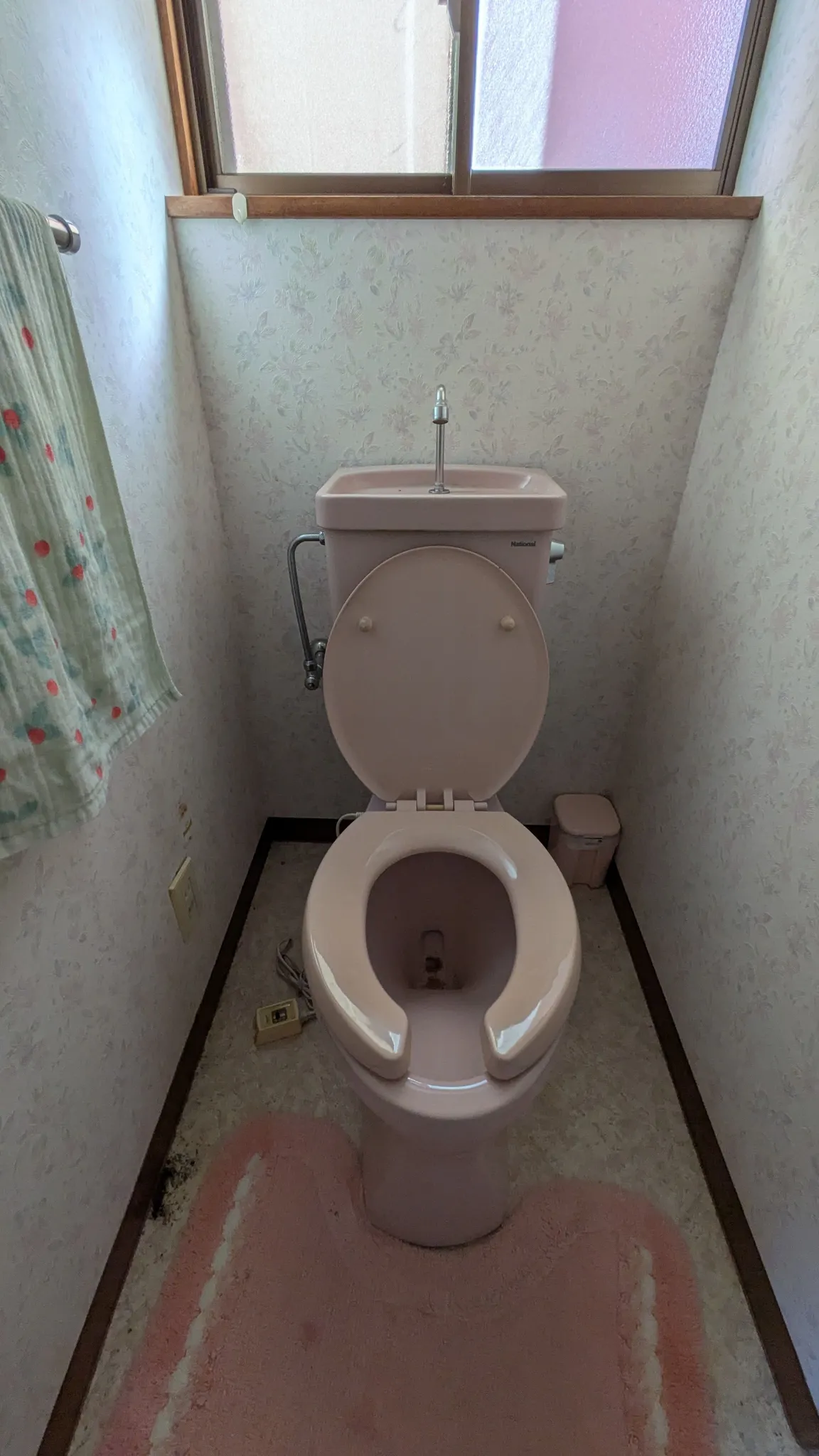 Pre-owned detached house in Habu, Mikame-cho, Seiyo City, Ehime Prefecture | 4DK · Parking for 2 cars photo 3