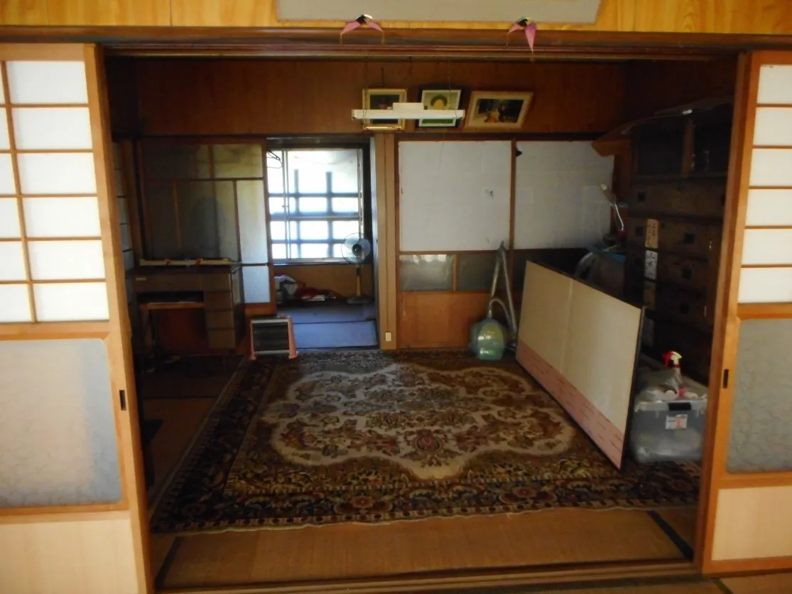 愛媛県大洲市春賀の平屋住宅｜木造3K・建物面積132.23㎡・畑付き 写真 3