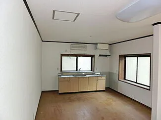 新潟県佐渡市八幡の9LDK中古戸建て、畑付き・駐車複数台可 写真 5