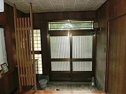 新潟県佐渡市三瀬川の中古一戸建て｜6DK・専用庭と車庫付き 写真 4