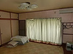 新潟県佐渡市三瀬川の中古一戸建て｜6DK・専用庭と車庫付き 写真 10