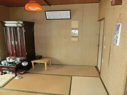 新潟県佐渡市三瀬川の中古一戸建て｜6DK・専用庭と車庫付き 写真 8