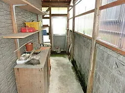 新潟県佐渡市三瀬川の中古一戸建て｜6DK・専用庭と車庫付き 写真 9
