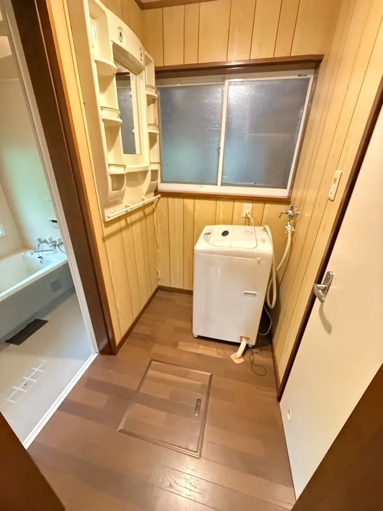Used Vacation Home in Haguro, Agano City, Niigata Prefecture, 2LDK, Parking for 2 Cars photo 3