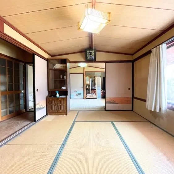 京都府南丹市の古民家物件｜約4,000㎡の土地と山の景色が魅力の日本家屋 写真 2