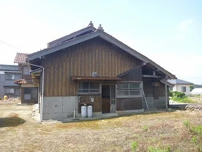 北栄町大谷の古民家、海近くの土間付き10DK住宅 写真 2
