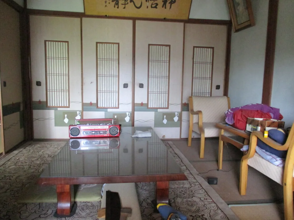 Wooden Row House in Yoshihama, Kasaoka, Okayama Prefecture photo 3