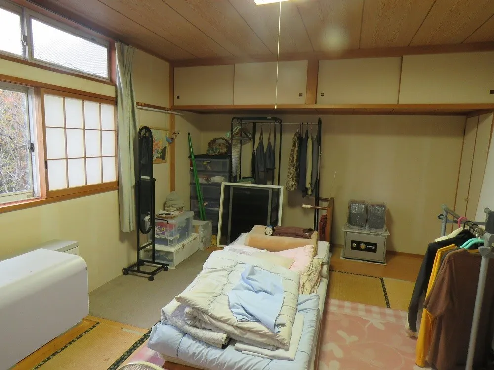 Former Pension House in Hatori Lake Highlands, 2SLDK with a Commercial Kitchen and Spring Water photo 9