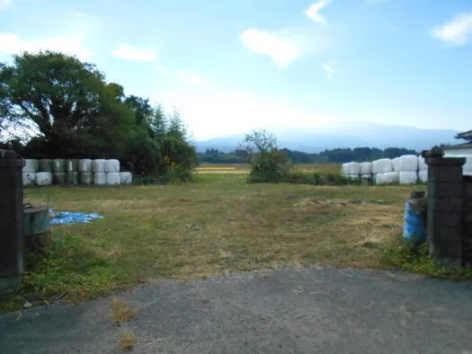Large Residential Lot in Oaza Maeda, Ebino, Miyazaki Prefecture, with Views of the Kirishima Mountain Range photo 2