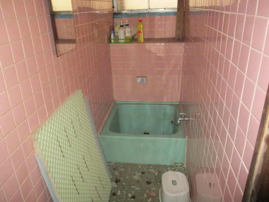 岡山県笠岡市金浦の空き家｜建物面積123.66㎡・価格100万円 写真 6