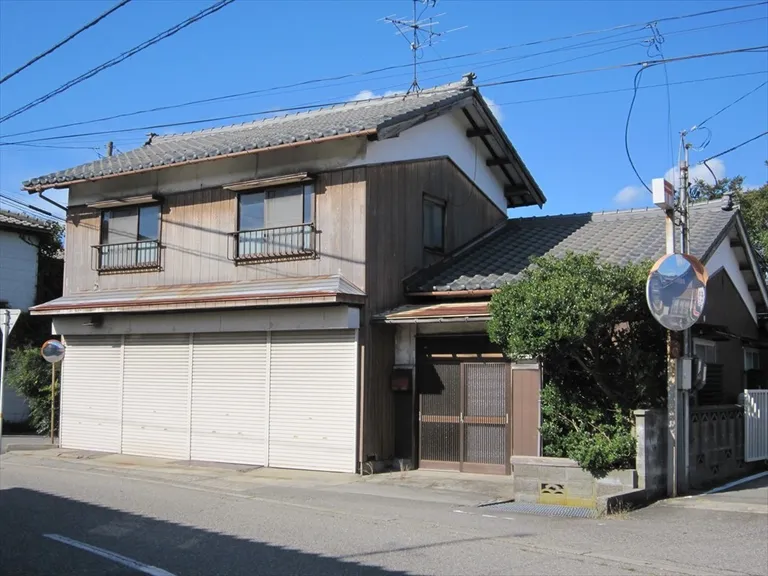 胎内市の4K戸建て住宅｜空家・土地150.98㎡ 物件写真