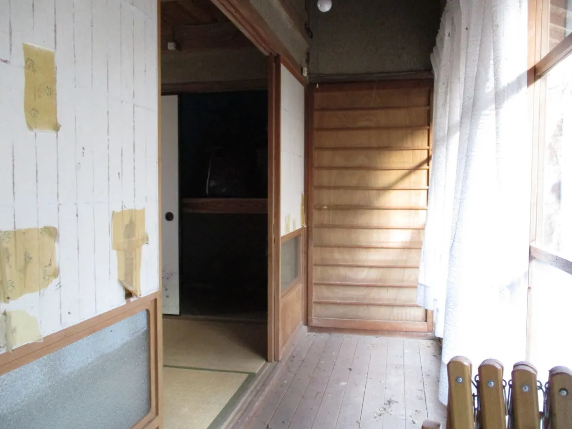 岡山県笠岡市吉浜の木造3DK賃貸住宅｜広い土間・倉庫付き 写真 6