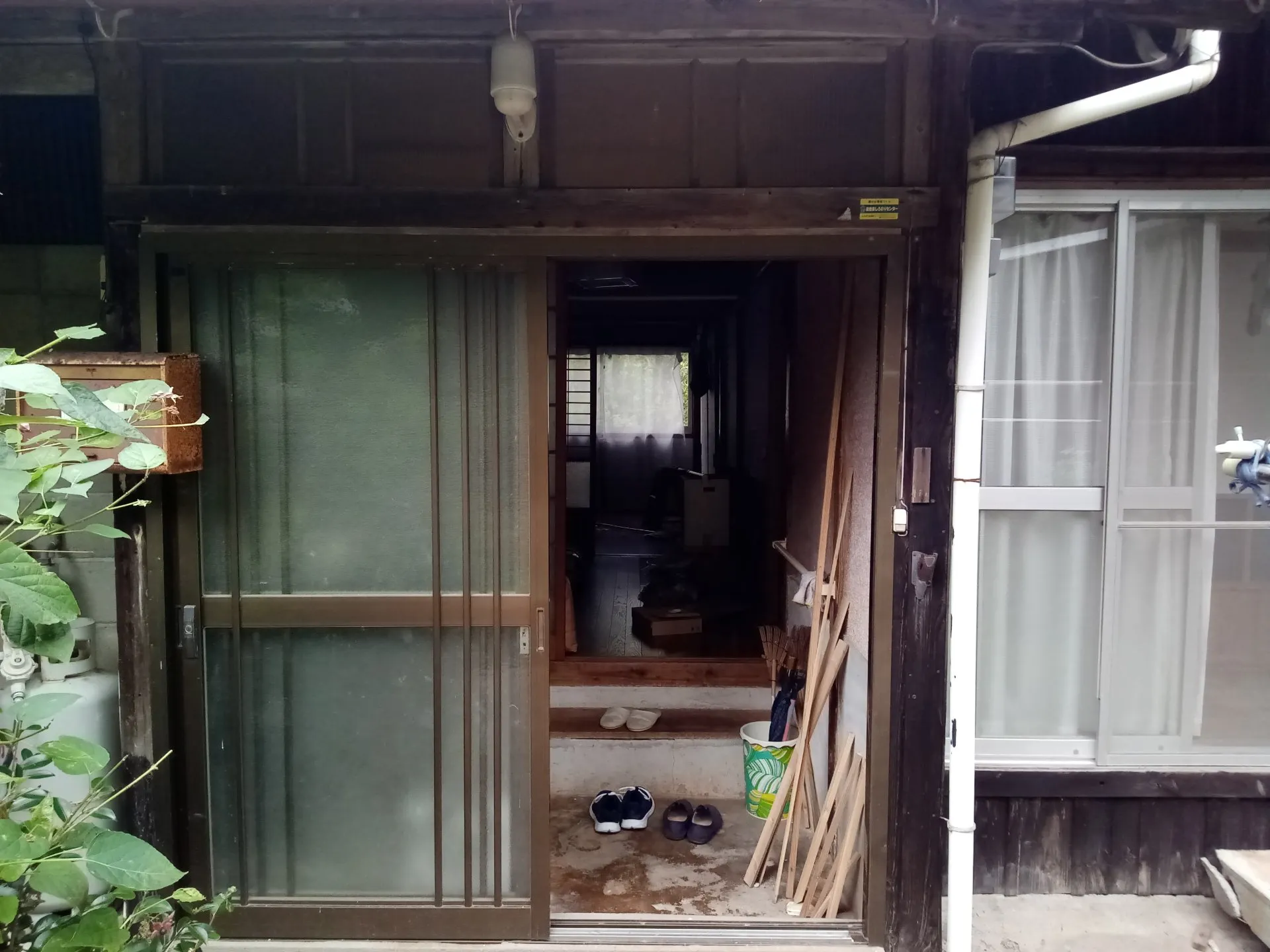 長崎県小値賀島の田舎の家と土地を無償譲渡｜木造平屋・倉庫付き、要修繕・再建築不可 写真 6