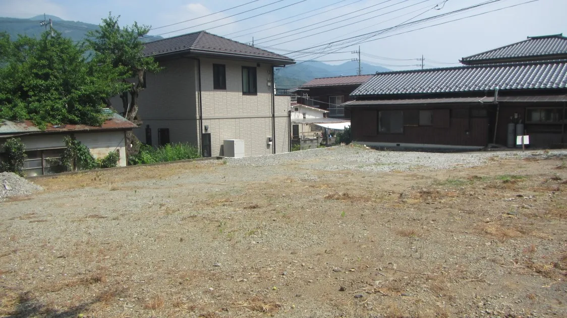 山梨県身延町の土地｜日当たり良好で国道へのアクセスが便利な宅地 写真 2