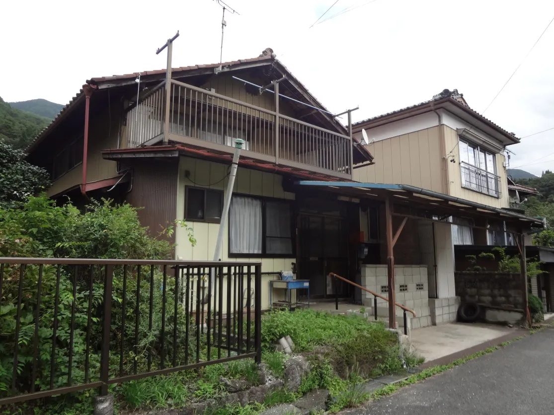 長野県上松町荻原の木造戸建て住宅 写真 2
