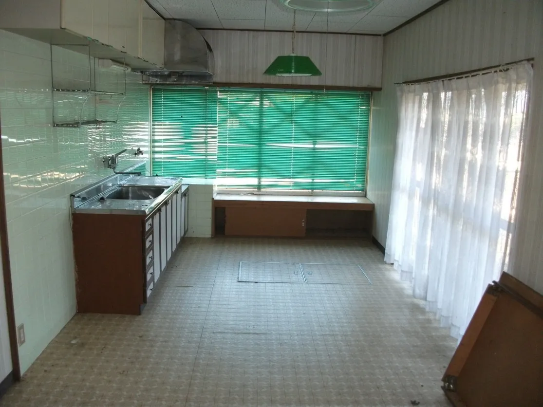 佐賀県多久市の平屋戸建て、4DK・専用庭付き 写真 4