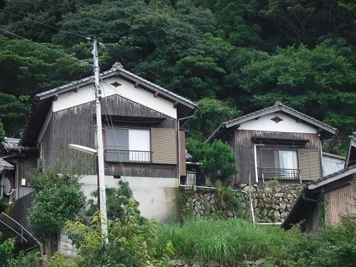 西予市三瓶町下泊の平屋戸建て｜眺望に恵まれた4K住宅 物件写真