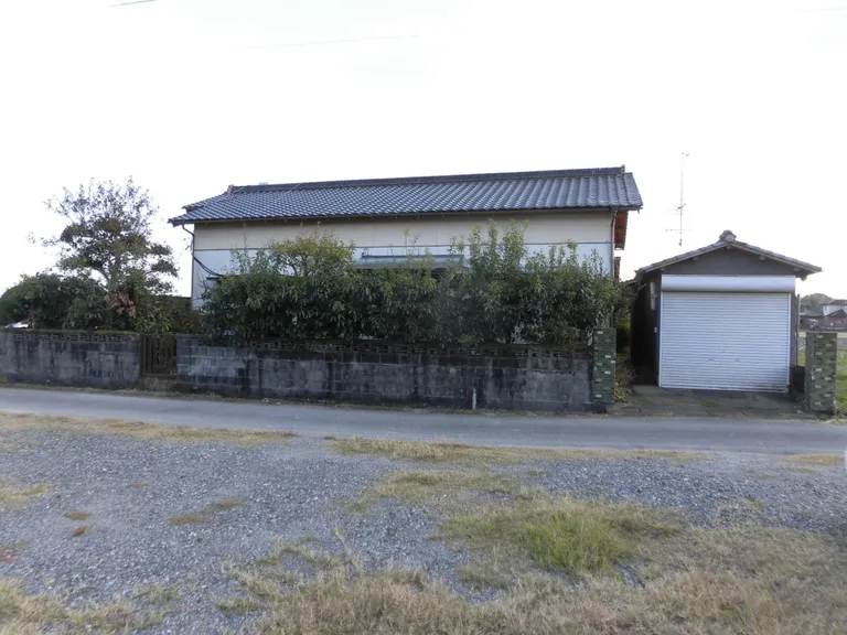 佐賀県神埼市神埼町鶴の6LDK平屋住宅 物件写真