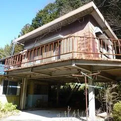 Detached property with a traditional Japanese house, shop, warehouse, fields and forest along the former Ise Highway photo 3