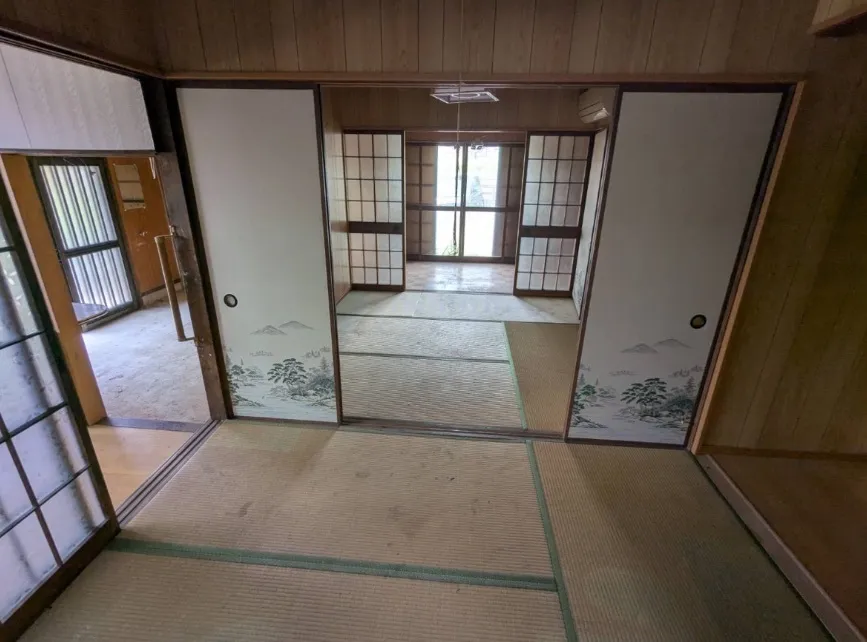 Station-Adjacent Single-Story 2K House in Otsu-cho, Matsusaka City | 3-Minute Walk to Higashi-Matsusaka Station, Estimated Yield of 17.2% photo 4