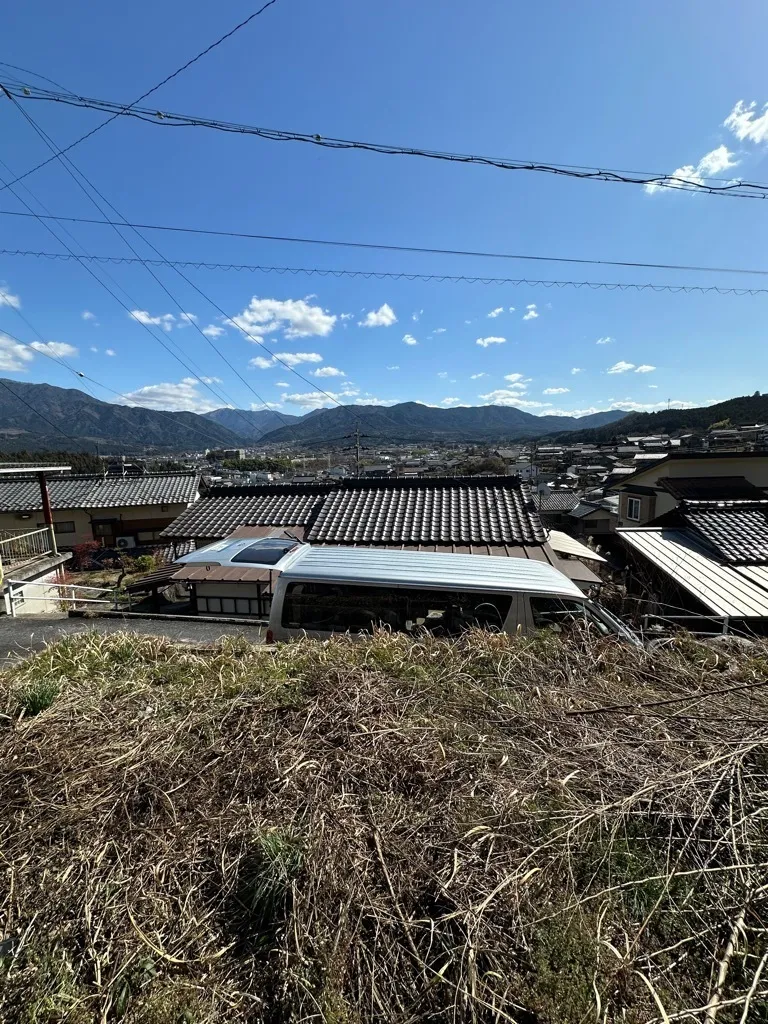 中津川市駒場の眺望豊かな平屋戸建て｜恵那山と市街を一望 写真 5