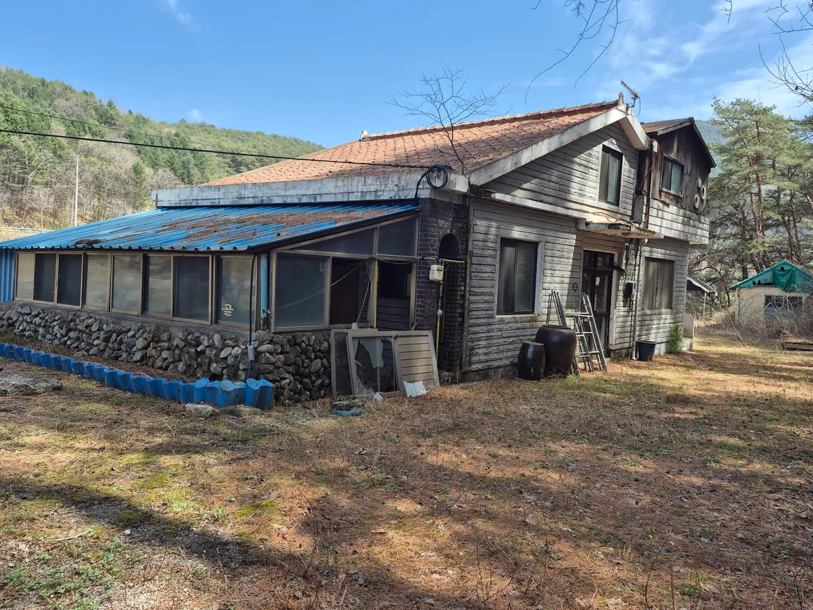 Garden Property for Sale on a Two-Lane Road in Bongyang-eup, Jecheon photo 3