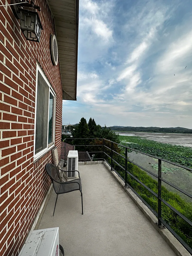 Rural Home for Sale with Waterfront Views in Seonghwan-eup, Seobuk-gu, Cheonan, South Chungcheong Province — 225-Pyeong Lot and Spacious Garden photo 10