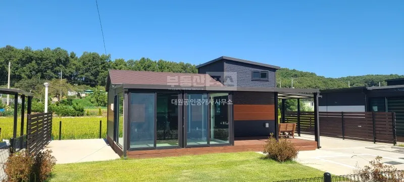 Two-Level Country Home for Sale in Yangsa-myeon, Ganghwa, Incheon, Land 252㎡ photo 3