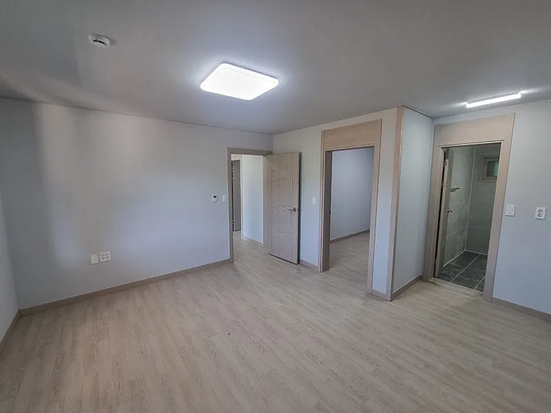 Newly Built Country House for Sale in Sanhuri, Taean-gun, Chungnam, 233 Pyeong of Land photo 6