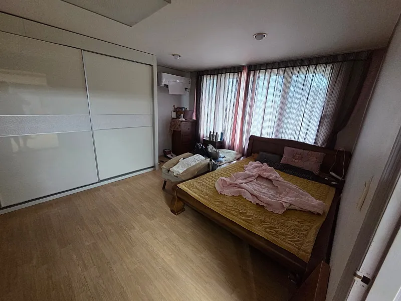 Country House for Sale in Bonghwang-myeon, Naju-si, Jeonnam, with Yard and 440 Pyeong of Field photo 10