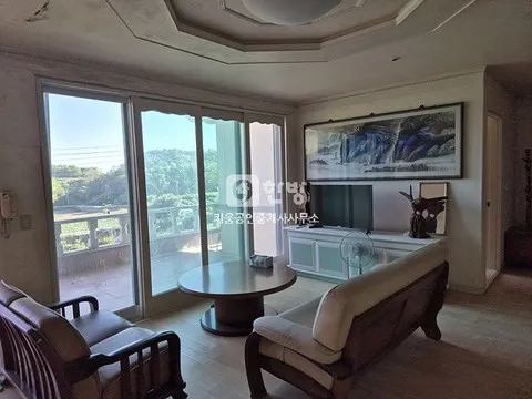 Country House-Style Family Shrine for Sale on a Large Lot in Hapcheon-eup, Hapcheon-gun, Gyeongsangnam-do photo 8