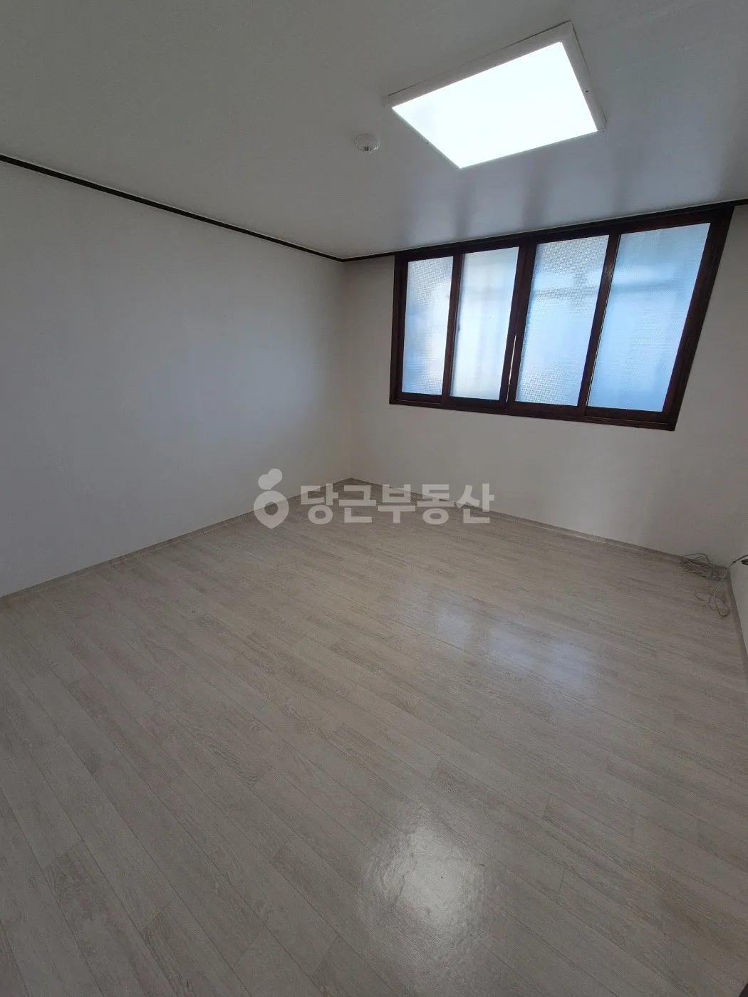 Sea-View 18-Pyeong Apartment for Sale in Irun-myeon, Geoje-si, Gyeongsangnam-do photo 6