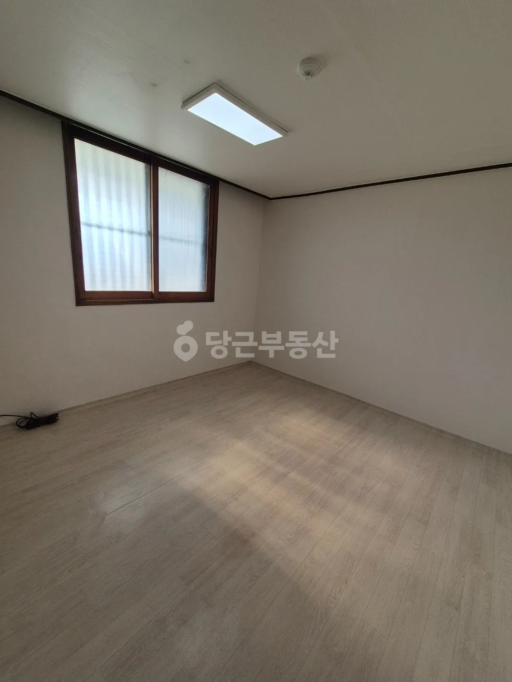 Sea-View 18-Pyeong Apartment for Sale in Irun-myeon, Geoje-si, Gyeongsangnam-do photo 8